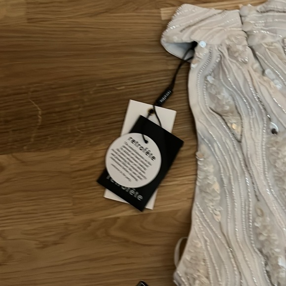 NWT Retrofete PRIMA DRESS - Picture 10 of 11